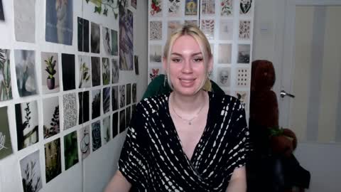 Capricious Scorpio Afa online show from April 10, 4:33 pm