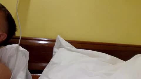 Snapshot of capt_oliver chatting on January 30, 6:10 pm follow my twitter  online show from January 30, 6:10 pm