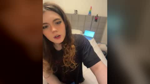 captainmoomoo online show from August 6, 1:36 am