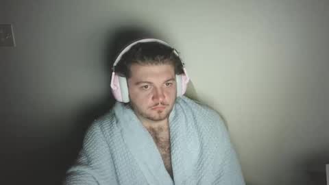 Snapshot of captianplanet1313 chatting on October 19, 9:25 am captianplanet1313 online show from October 19, 9:25 am