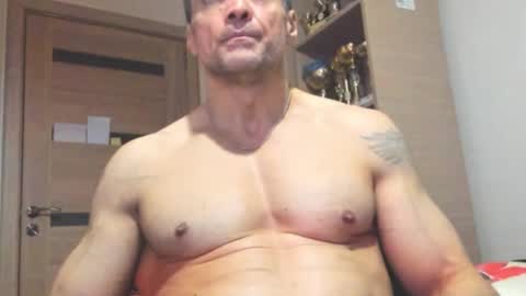 Laz online show from December 4, 6:18 pm