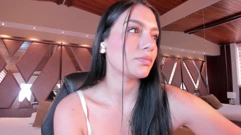 Carina online show from November 22, 2:26 pm