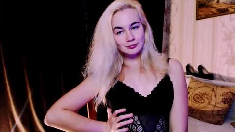 Carin online show from November 21, 9:35 pm