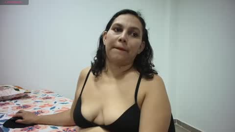carlaantonellii online show from June 9, 5:23 pm
