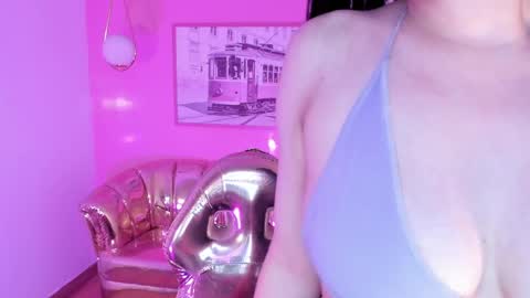 CARLYE   online show from March 6, 11:25 am