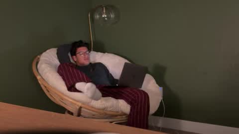 carlos online show from February 2, 6:32 am