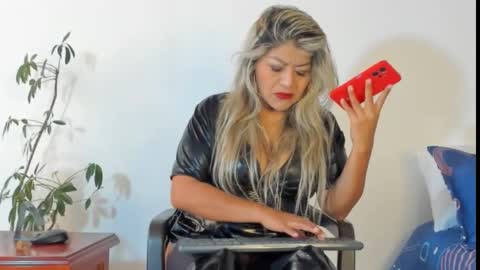 Snapshot of carlota_flow chatting on September 27, 1:53 pm carlota_flow online show from September 27, 1:53 pm