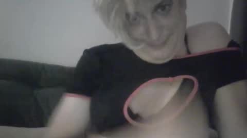 Samantha Foxey online show from November 10, 11:46 am