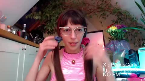 Carly Pearls online show from April 11, 4:39 am