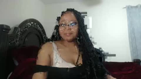 CARAMEL xoxo online show from October 13, 12:56 am