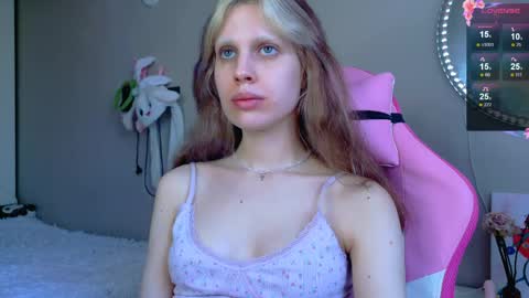 carmen__crybaby online show from April 2, 2:24 pm