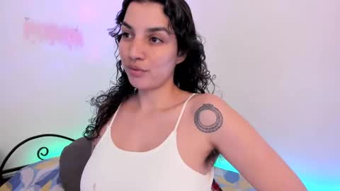 Snapshot of carmesix__ chatting on December 11, 9:01 pm carmesix__ online show from December 11, 9:01 pm