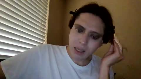 Brooke online show from April 18, 10:10 pm