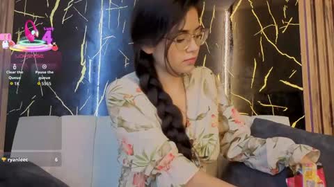 carolina23_pm online show from April 15, 1:20 am