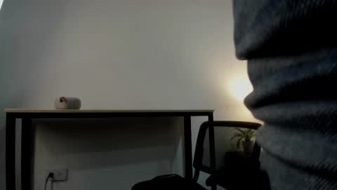  Caroline  online show from February 18, 11:32 am