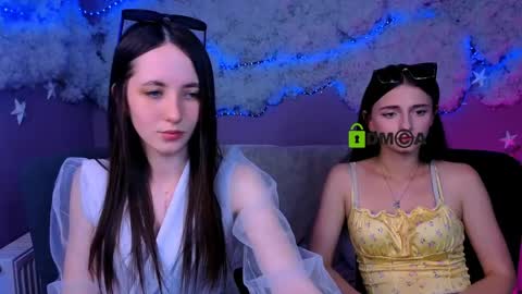 Caroline online show from June 1, 7:26 pm