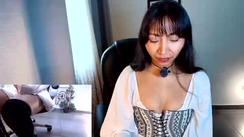 Snapshot of carolu_ chatting on October 1, 3:11 pm Caro online show from October 1, 3:11 pm