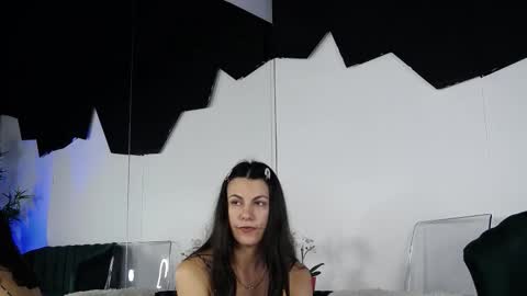 Snapshot of carolynnx chatting on October 23, 6:26 am carolynnx online show from October 23, 6:26 am
