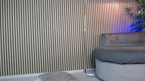 Snapshot of carolynnx chatting on October 16, 9:42 am carolynnx online show from October 16, 9:42 am
