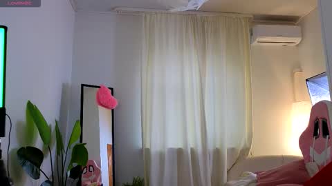 Casey Robbins online show from October 27, 4:34 am