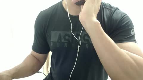 cashmastermuscle77 online show from October 30, 11:00 am