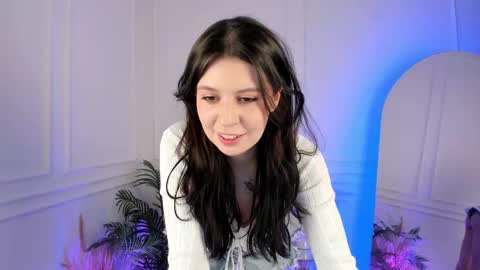 Hello my name is Cassie and my friend Nilo is also here online show from May 7, 9:32 pm