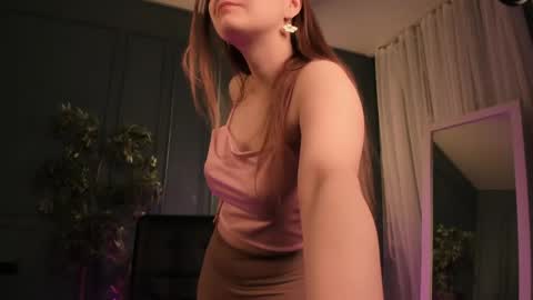 assie online show from May 12, 7:12 pm