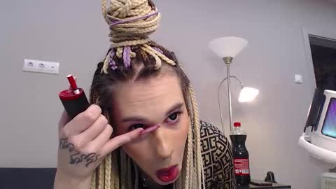 Cassie online show from February 1, 6:38 pm