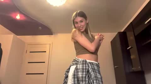 Kate online show from March 27, 2:18 pm