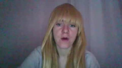 Snapshot of cat_2019 chatting on October 29, 10:32 pm cat_2019 online show from October 29, 10:32 pm