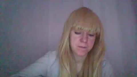 Snapshot of cat_2019 chatting on October 16, 10:52 pm cat_2019 online show from October 16, 10:52 pm