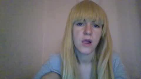 Snapshot of cat_2019 chatting on September 22, 12:04 am cat_2019 online show from September 22, 12:04 am