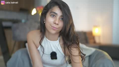 Catalina online show from November 30, 5:09 pm