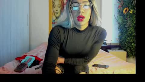 cata_sanchez online show from November 26, 11:23 pm