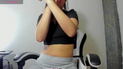 C A T A L E H I A online show from November 5, 8:44 pm