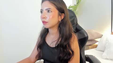 C A T E  online show from January 16, 4:38 pm