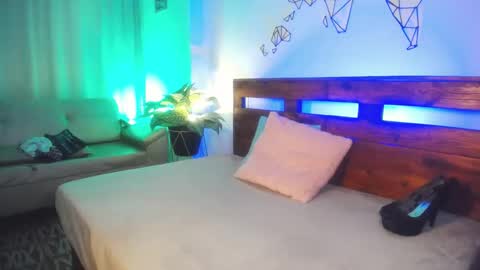 CatalinaJoyful online show from February 15, 4:04 am