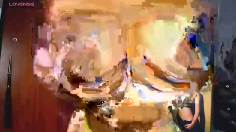 Catalina online show from December 3, 5:57 pm