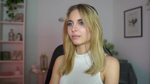 catecrago  online show from February 18, 2:06 pm