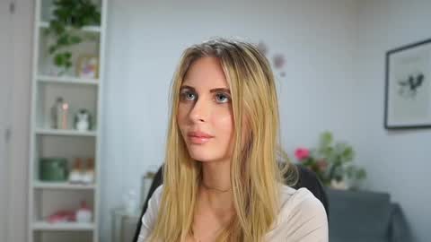 catecrago  online show from March 4, 5:13 pm