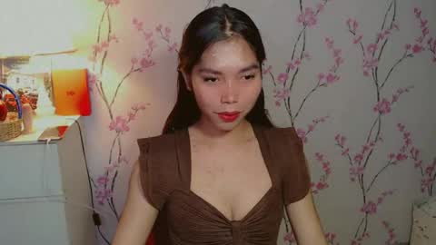Snapshot of catherine_365 chatting on October 6, 10:44 am catherine_365 online show from October 6, 10:44 am