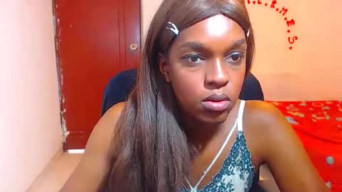 cathi_nahomi online show from December 2, 6:39 pm