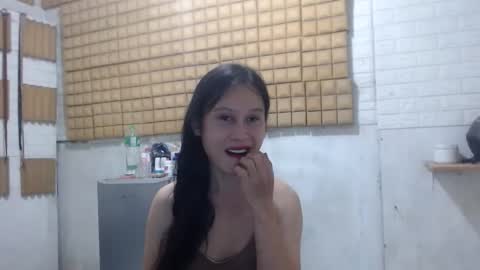 cathty27708934 online show from April 12, 10:52 am