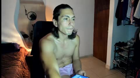 catnuaa online show from February 4, 5:11 am