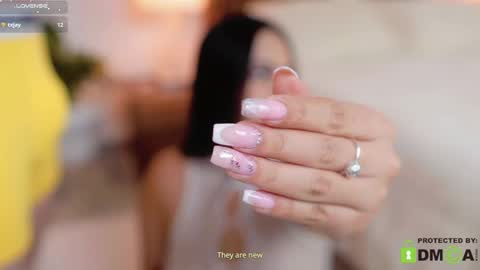 IG soycatrinaoficial online show from March 10, 7:07 pm