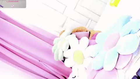 catt_alexxa online show from May 30, 3:32 pm