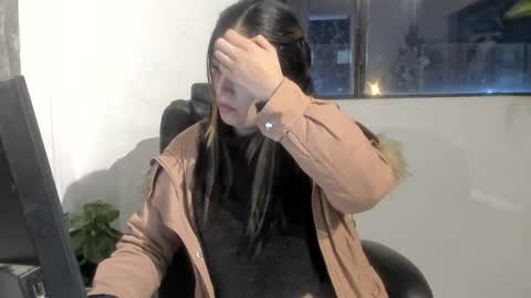 CATT EVANS online show from November 14, 12:13 am