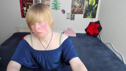 cattie_w_ online show from February 28, 1:20 am