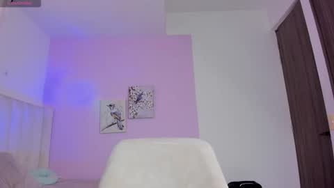 Cay online show from November 30, 3:08 pm