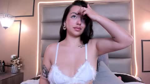 caylincollins online show from September 11, 3:52 am